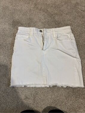 White Frayed-Hem Denim Mini Skirt